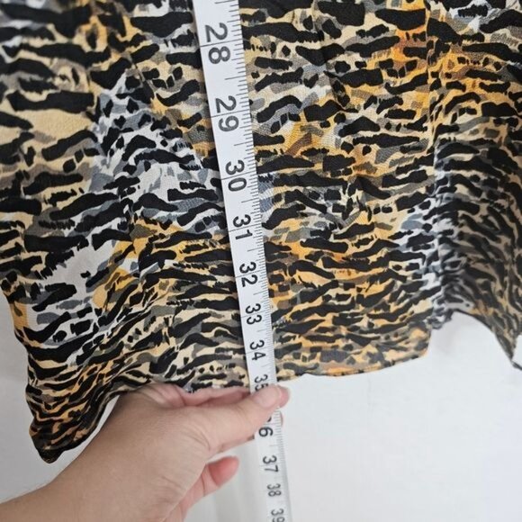 SALONI Ink Tiger Animal Print Black Lea Silk Crepe Wrap Dress 8 - Picture 7 of 14